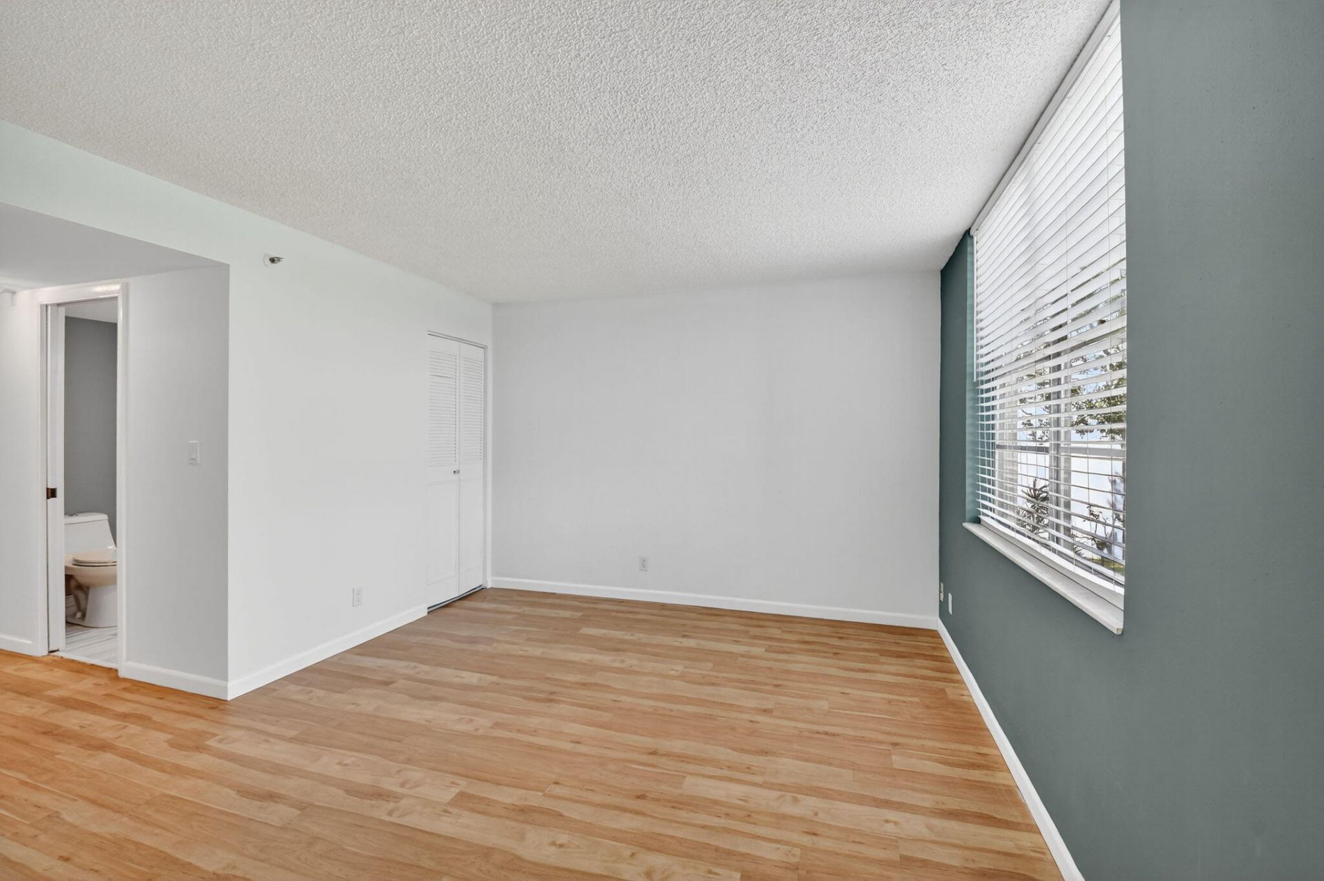 5340 NW 2nd Avenue, Unit 220, Boca Raton, FL 33487 Photo