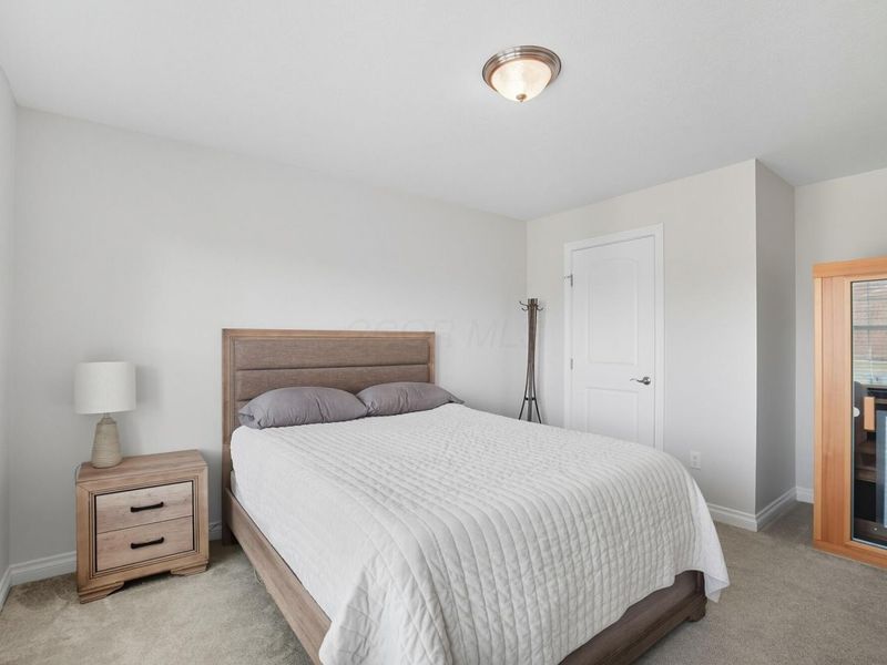 5049 Dinard Way, Columbus, OH 43221 Photo 39