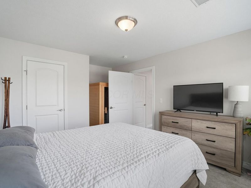 5049 Dinard Way, Columbus, OH 43221 Photo 40