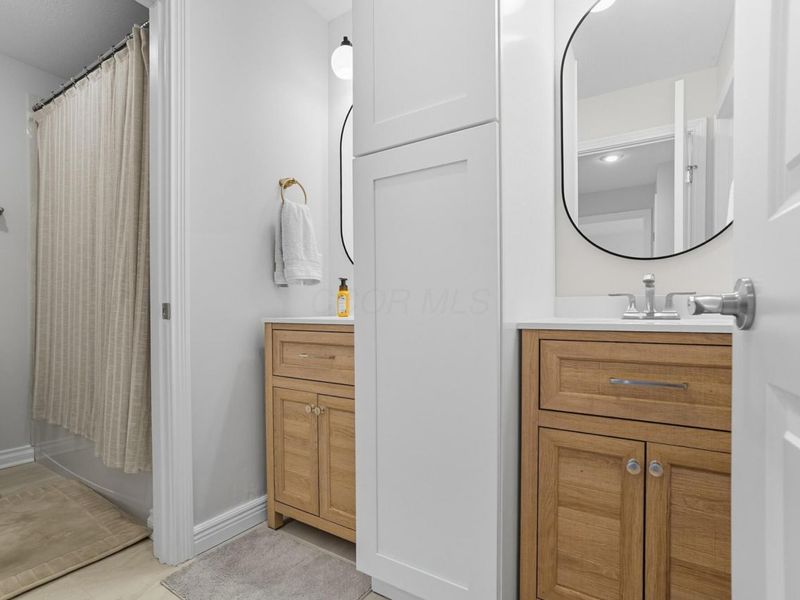 5049 Dinard Way, Columbus, OH 43221 Photo 42