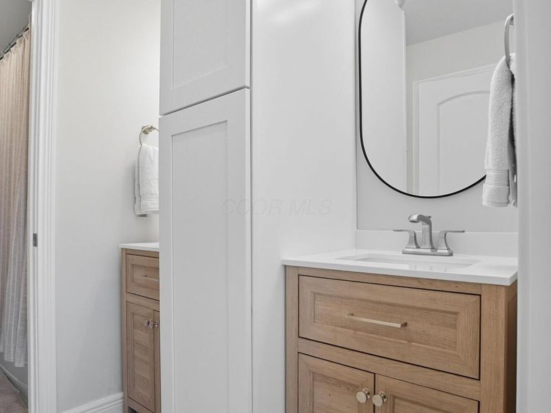 5049 Dinard Way, Columbus, OH 43221 Photo 45