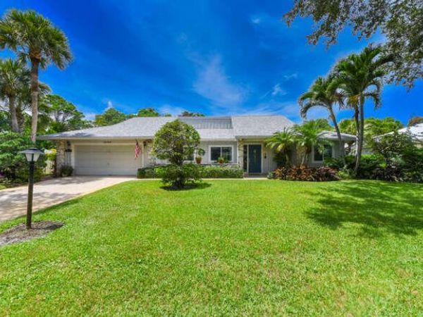 12792 SE Royal Troon Court, Hobe Sound, FL 33455