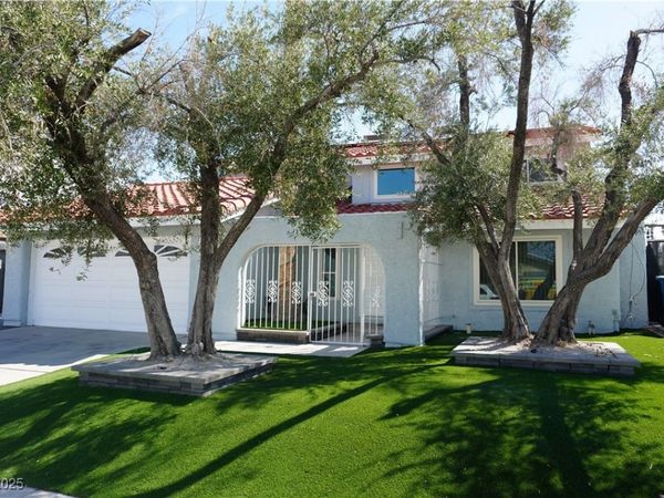 6761 Bonillo Drive, Las Vegas, NV 89103