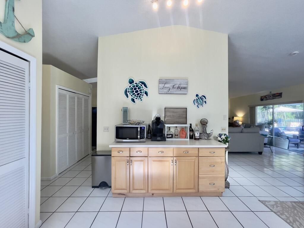 187 Parkwood Drive, Royal Palm Beach, FL 33411 Photo