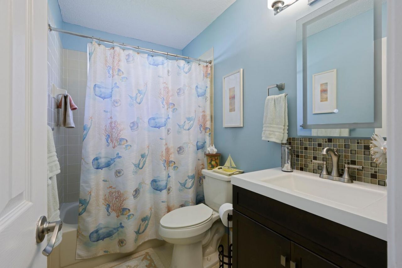 187 Parkwood Drive, Royal Palm Beach, FL 33411 Photo