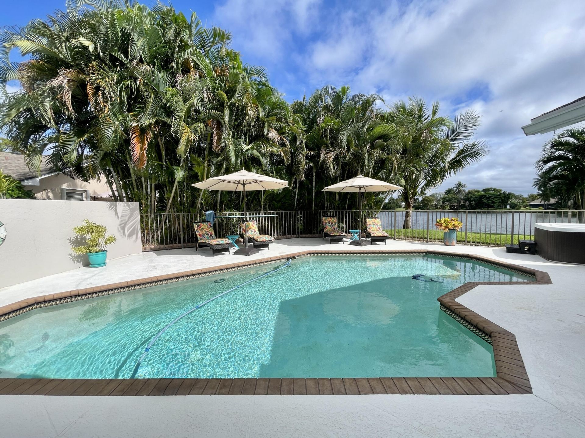 187 Parkwood Drive, Royal Palm Beach, FL 33411 Photo
