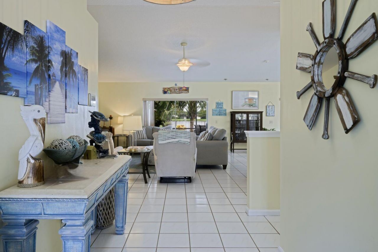 187 Parkwood Drive, Royal Palm Beach, FL 33411 Photo