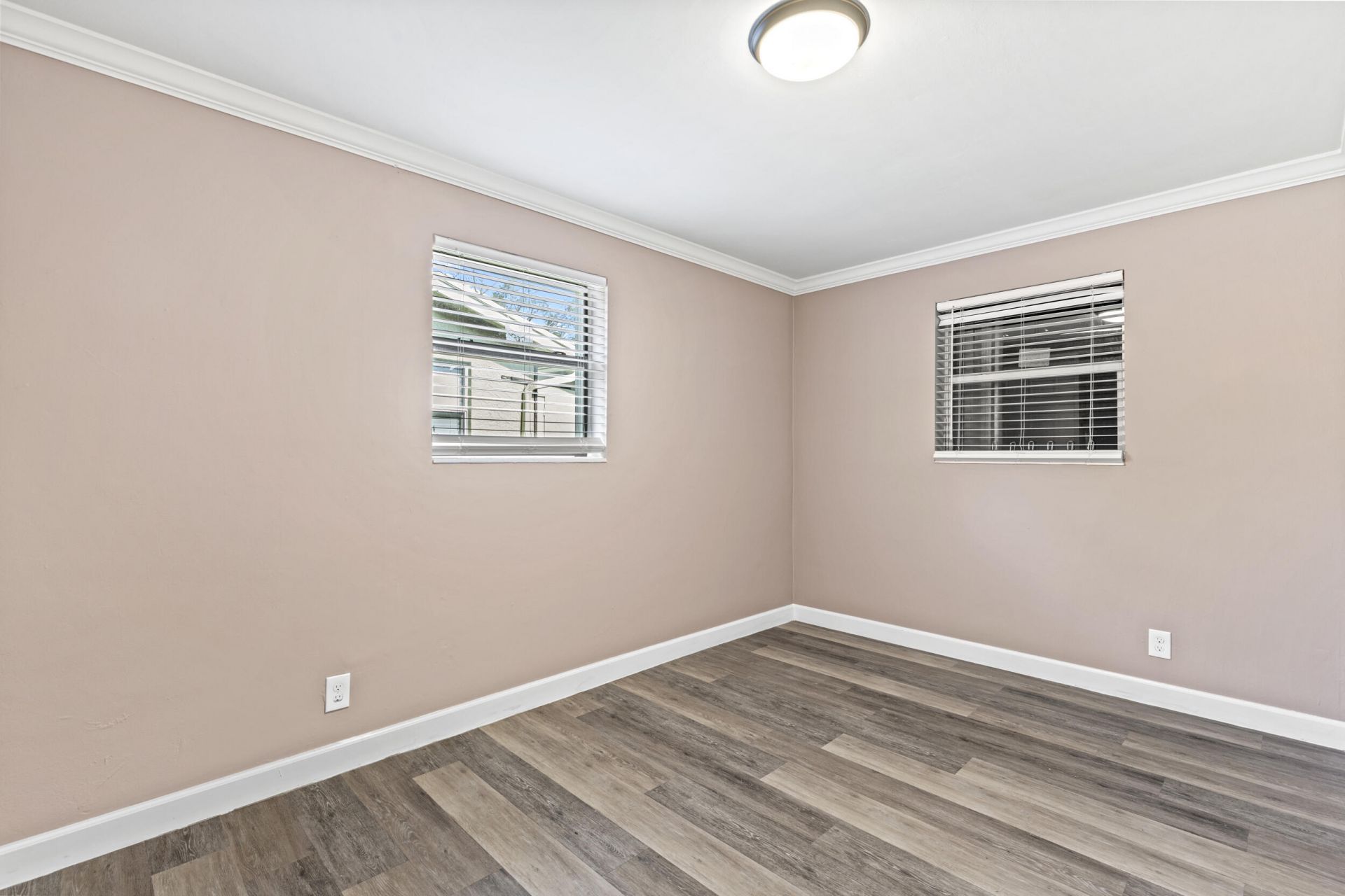 3717 Pinewood Avenue, West Palm Beach, FL 33407 Photo