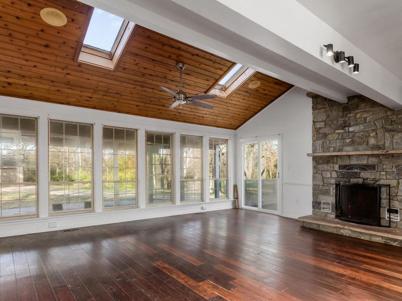 2288 Woodward Avenue, Columbus, OH 43219 Photo 22