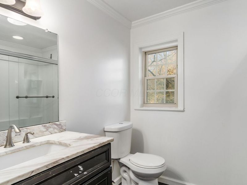 2288 Woodward Avenue, Columbus, OH 43219 Photo 29