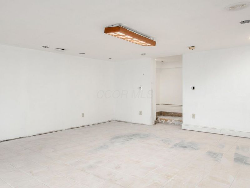 2288 Woodward Avenue, Columbus, OH 43219 Photo 36