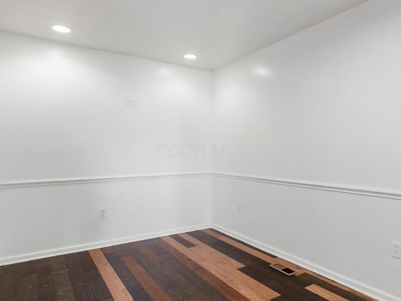 2288 Woodward Avenue, Columbus, OH 43219 Photo 8