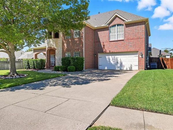 4501 Woodcrest Lane, Mansfield, TX 76063