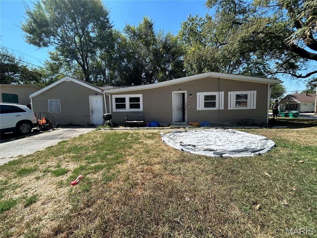 404 Range Lane, Cahokia, IL 62206 Main Photo