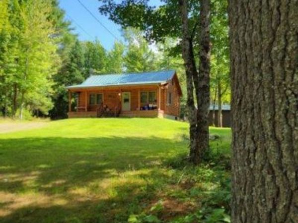 39 Back Settlement Road, Mattawamkeag, ME 04459