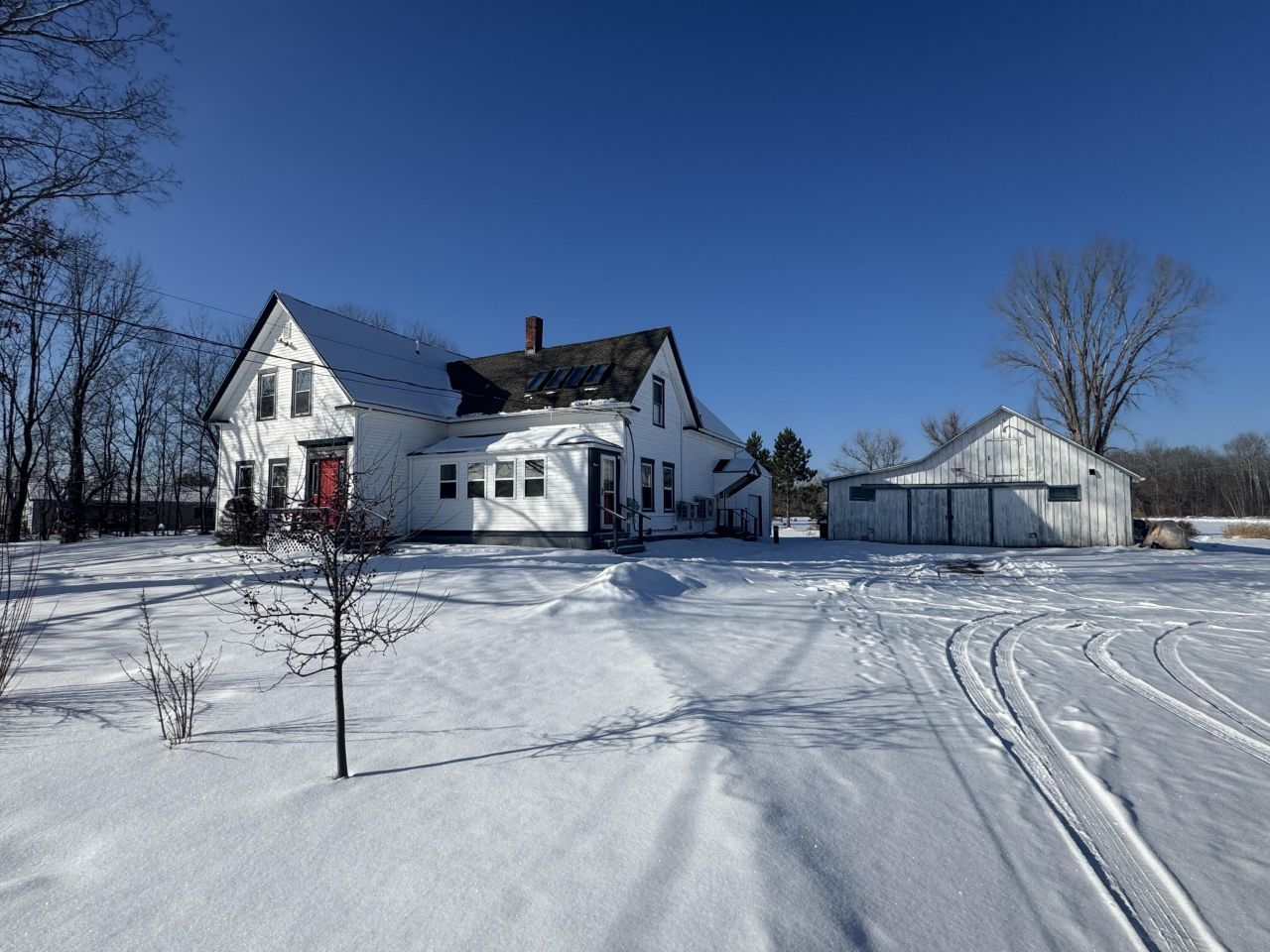 5 North Road, Detroit, ME 04929 Main Photo