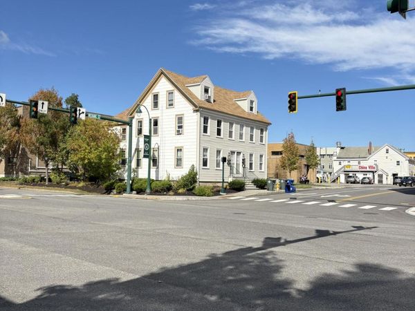 17 Mechanic Street, Westbrook, ME 04092