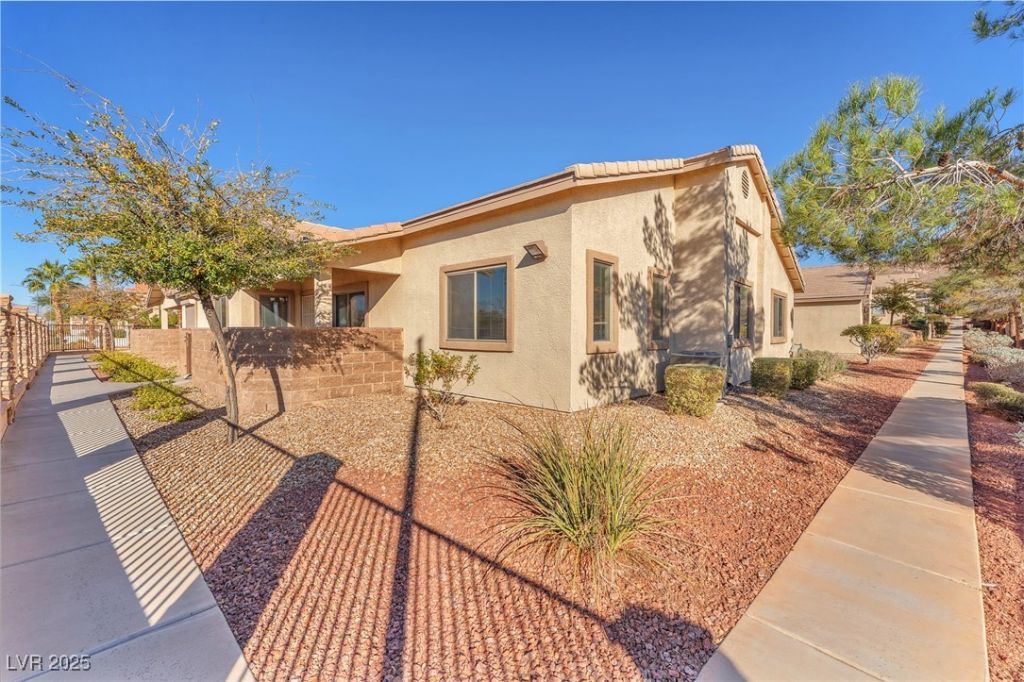 2050 N Los Feliz Street, Unit 102, Las Vegas, NV 89156 Main Photo