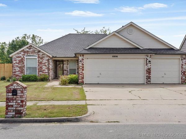 10806 E 117th Street North, Collinsville, OK 74021