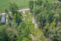 1532 Martin Luther King Boulevard photo 4