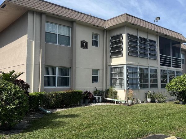 504 Davis Road, Unit 95, Palm Springs, FL 33461