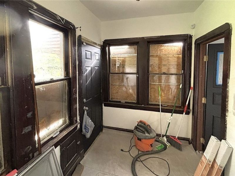 5103 Hamm Avenue, Cleveland, OH 44127 Photo 10