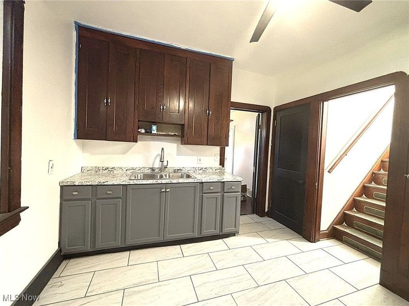 5103 Hamm Avenue, Cleveland, OH 44127 Photo 2