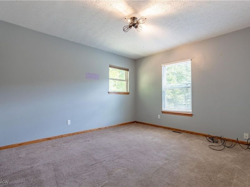 11153 Augusta Road, East Rochester, OH 44625 Photo 17