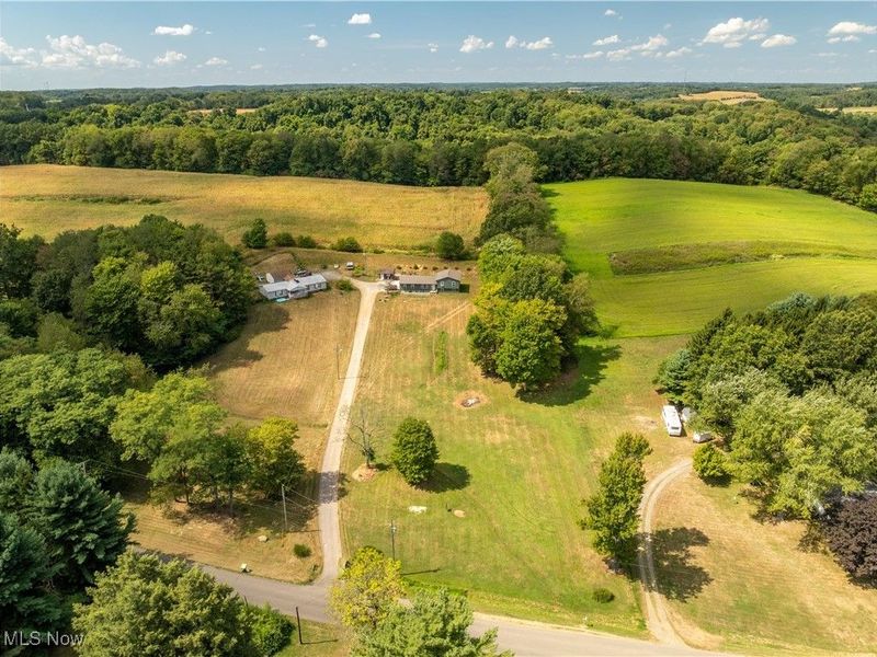 11153 Augusta Road, East Rochester, OH 44625 Photo 35