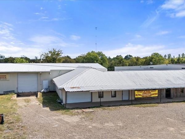 3400 NE Lincoln Road, Idabel, OK 74728