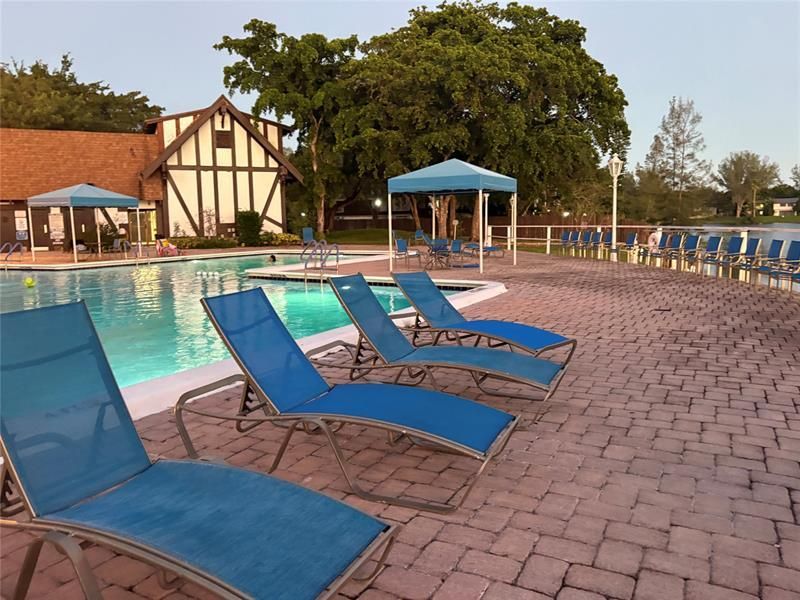 3750 Inverrary Drive, Unit 1W, Lauderhill, FL 33319 Photo