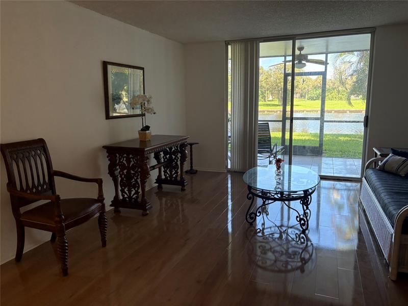 3750 Inverrary Drive, Unit 1W, Lauderhill, FL 33319 Photo