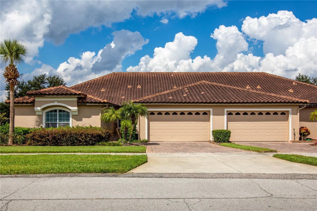 26841 Bella Vista Drive, Howey in the Hills, FL 34737 Main Photo