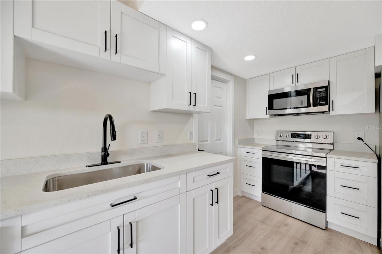 2420 16th Street W, Palmetto, FL 34221 Photo