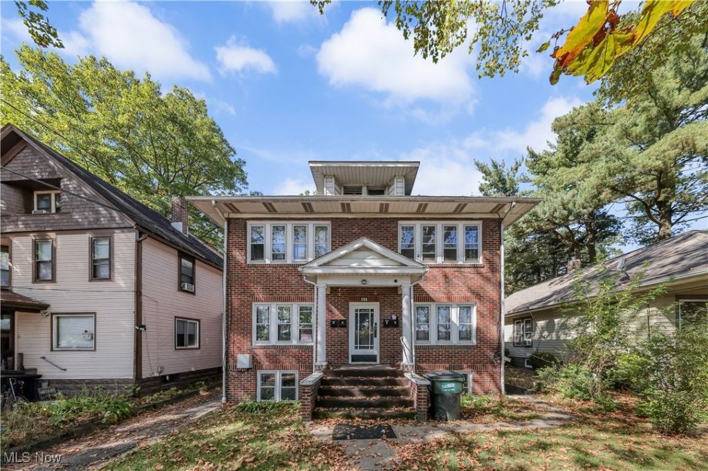 594-598 Blaine Avenue, Akron, OH 44310
