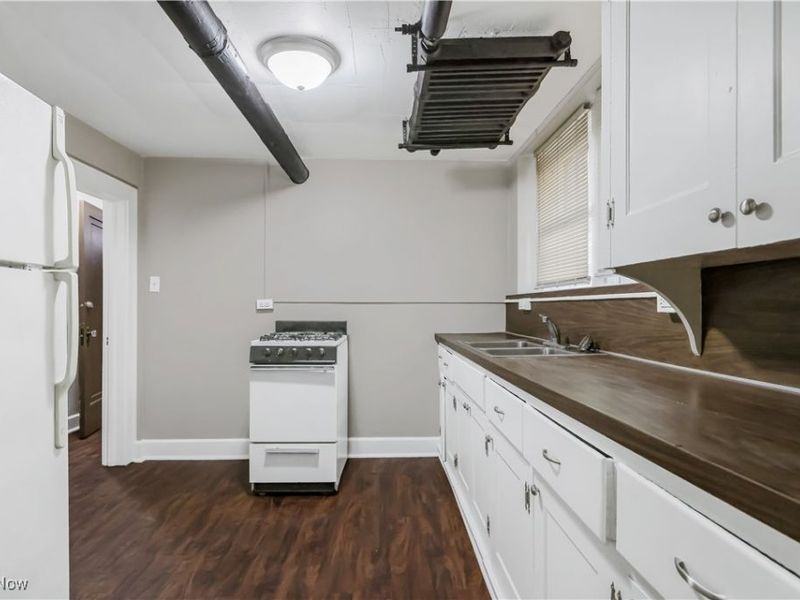 594-598 Blaine Avenue, Akron, OH 44310 Photo 25