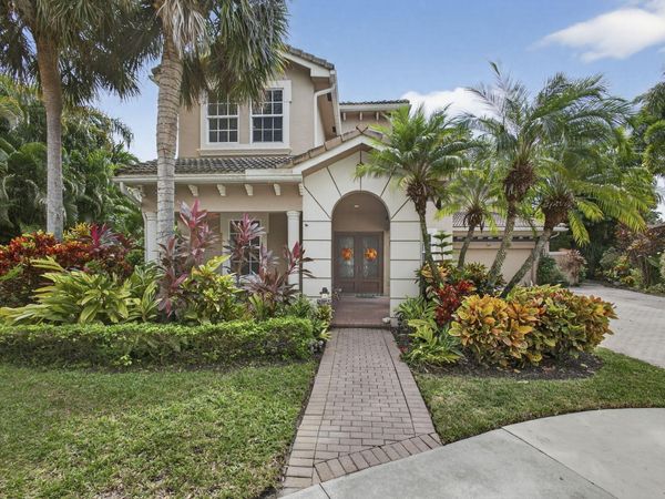 129 Via Bosque, Jupiter, FL 33458