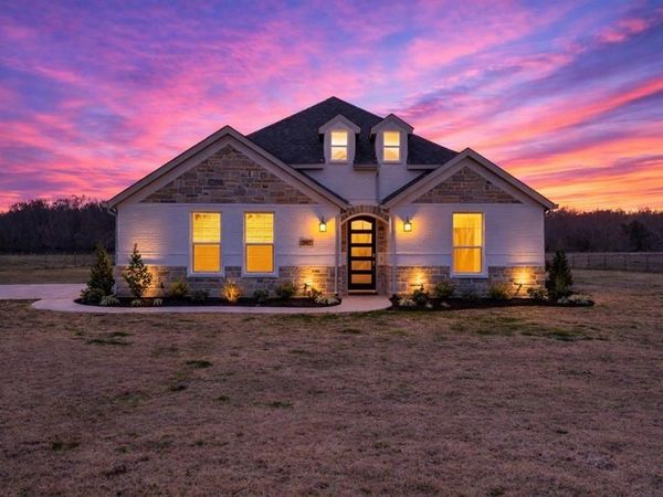 2061 S Sky Meadows Drive, Caddo Mills, TX 75135