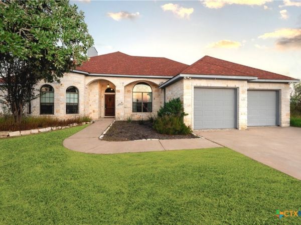 127 Eleanor Lane, Bastrop, TX 78602