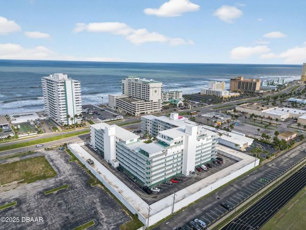 2727 N Atlantic Avenue, Unit 108, Daytona Beach, FL 32118