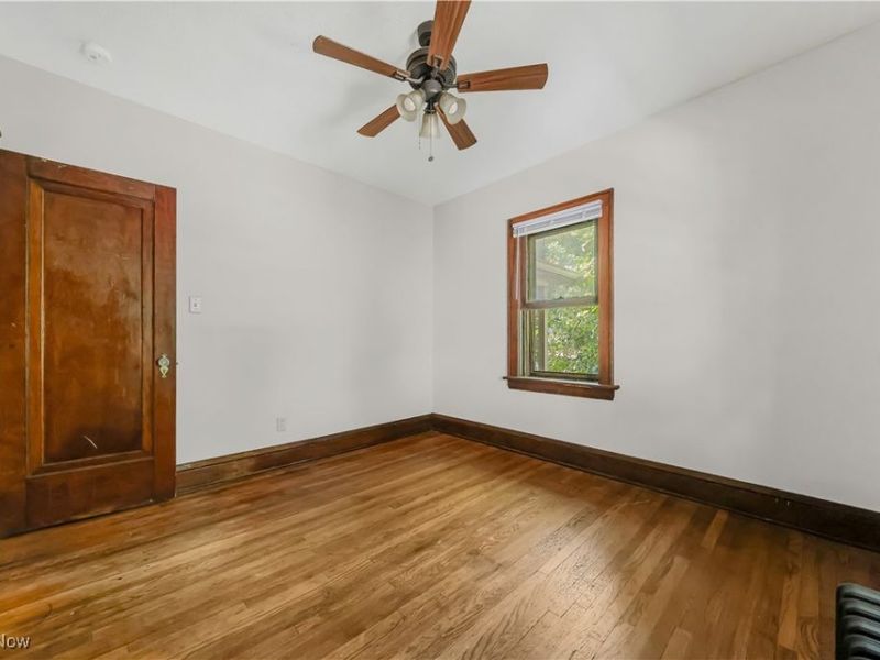 598 Blaine Avenue, Akron, OH 44310 Photo 12