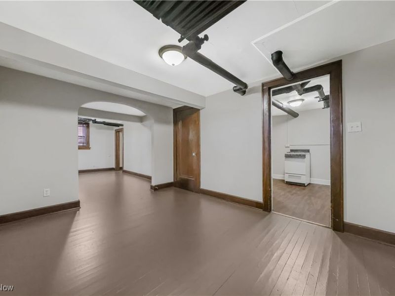 598 Blaine Avenue, Akron, OH 44310 Photo 16