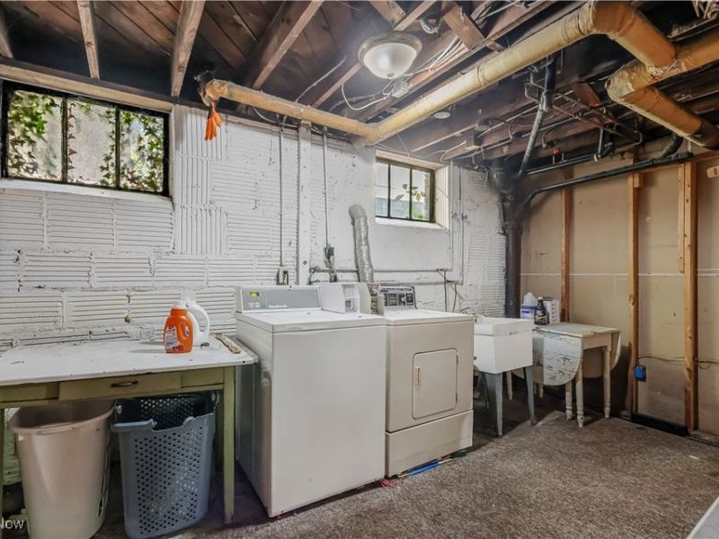 598 Blaine Avenue, Akron, OH 44310 Photo 40