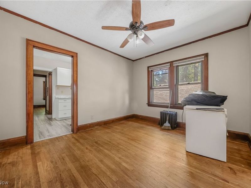 598 Blaine Avenue, Akron, OH 44310 Photo 6