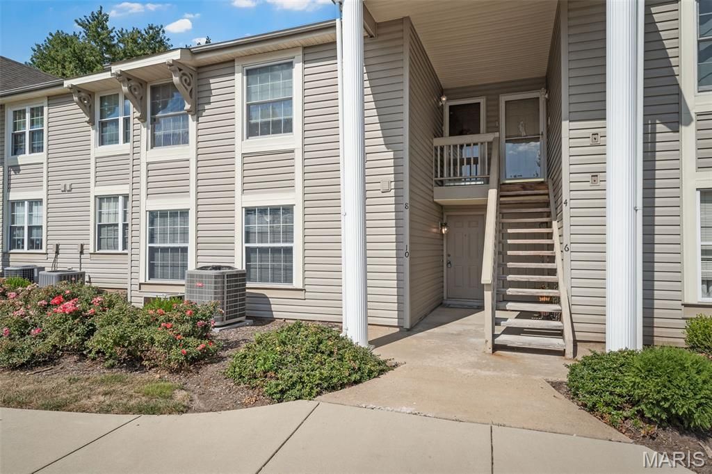 10 Sugarwood Court, Unit 3, Saint Peters, MO 63376 Main Photo
