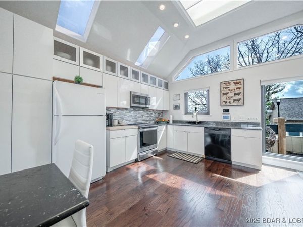 166 Falls Point Drive, Unit 2B, Lake Ozark, MO 65049