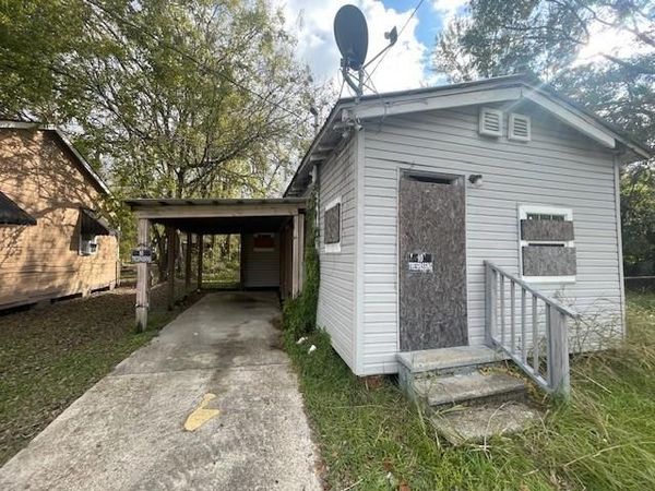 1108 N ACADIAN THRUWAY, Baton Rouge, LA 70802