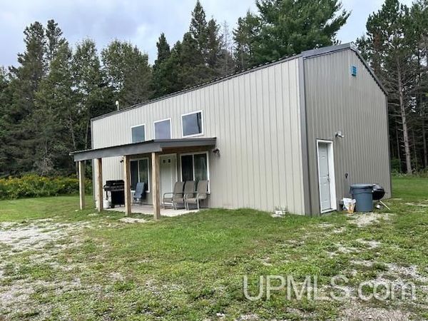 3338 M-94 Highway, Chatham, MI 49816