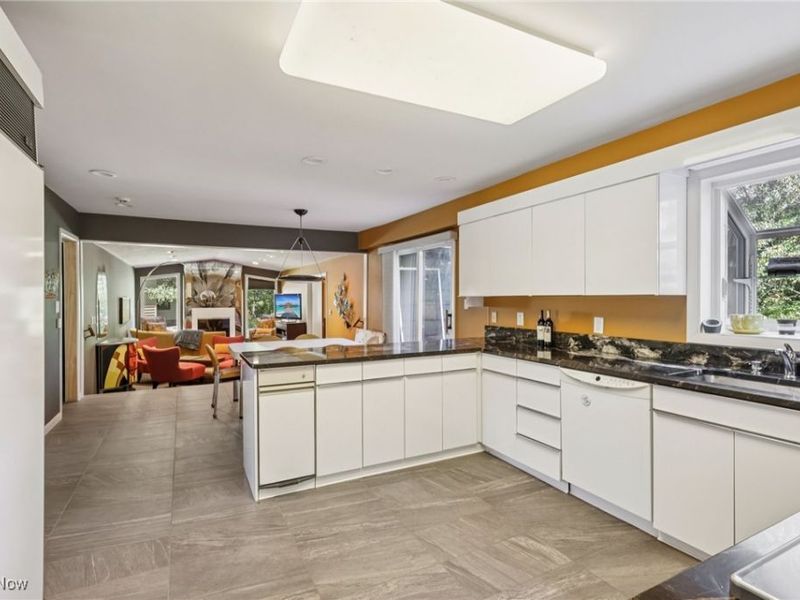 3265 Havel Drive, Beachwood, OH 44122 Photo 9