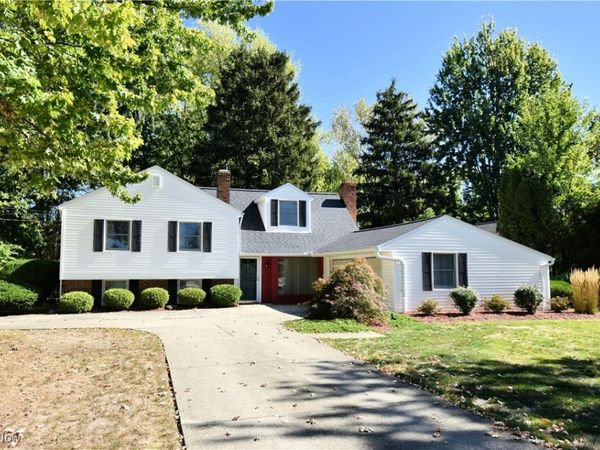 3115 Bradley Road, Westlake, OH 44145